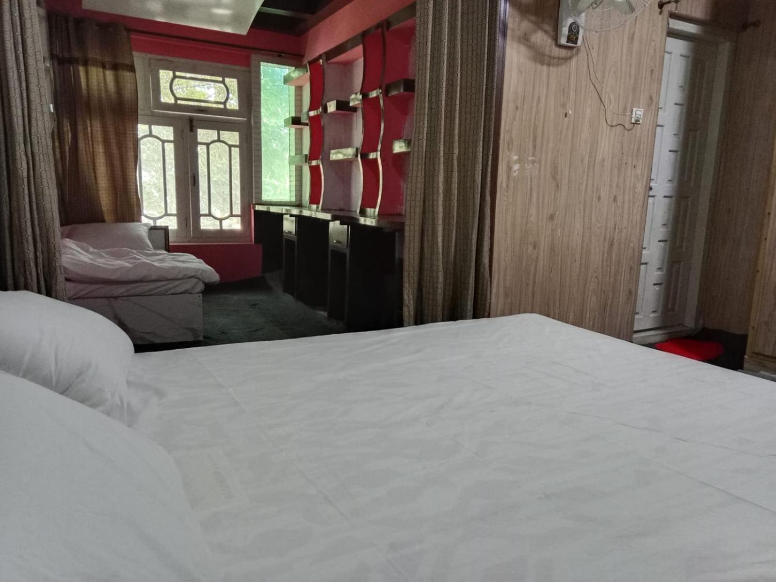 Golden Ibex Resort Skardu Eksteriør billede